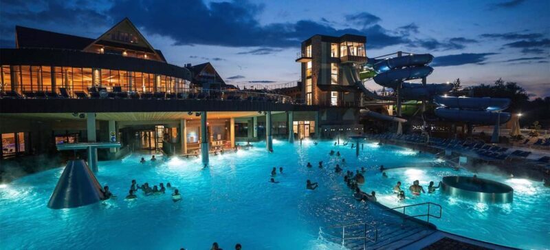 Krakow: Private Chocholowskie Thermal Baths Evening Ticket - Who This Tour Is Best For