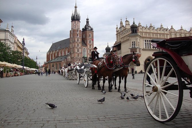 Krakow Private Tour By Walk & Car - Meeting and Pickup Details