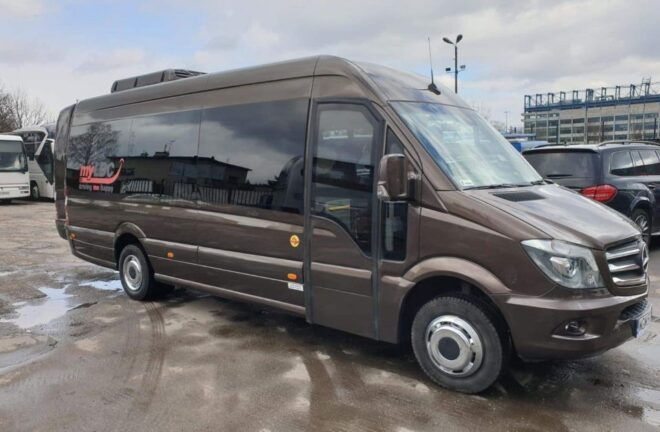 Krakow: Private Transfer to or From Krakow Airport - Convenient Airport Transfer