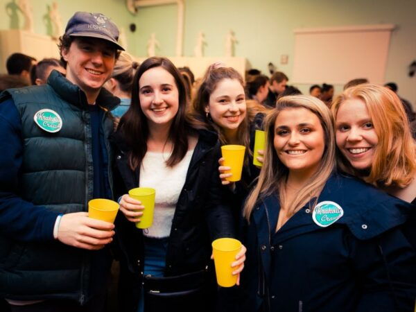 Krakow: Pub, Bar & Club Crawl - Experienced Party Hosts