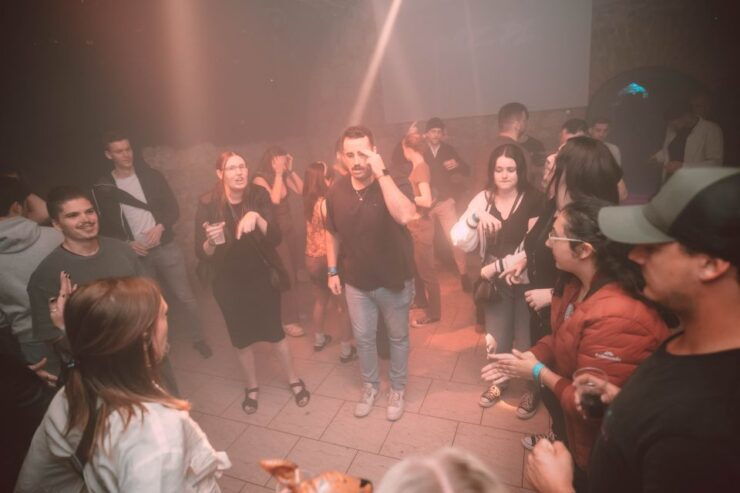 Krakow: Pub Crawl With Shots, Drinks & Skip-The-Line Entry - Inclusions and Experience