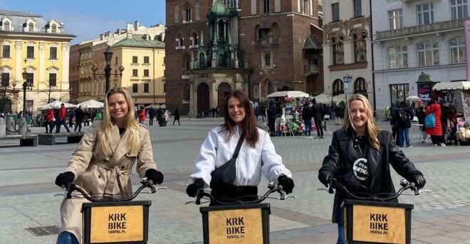 Krakow: Royal Route Bike Tour 1 Hour - Experience Highlights