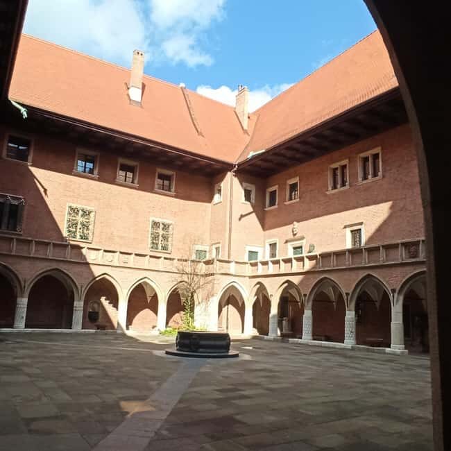 Krakow: Royal Route Guided Walking Tour - kleine groep - FAQ