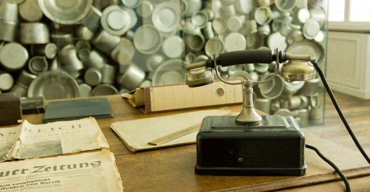 Krakow: Schindlers Factory, Former Ghetto & Salt Mine Tour - Key Points