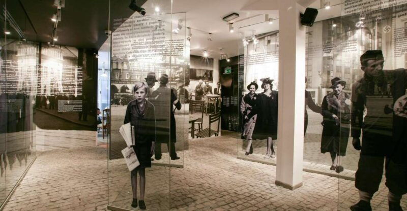 Krakow: Schindler's Factory Guided Tour with Entry Ticket - Practical Details: What to Expect