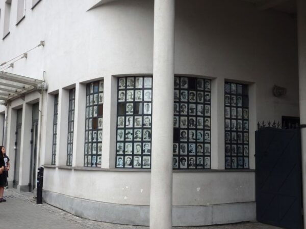 Krakow: Schindlers Factory Museum Guided Tour - Additional Resources