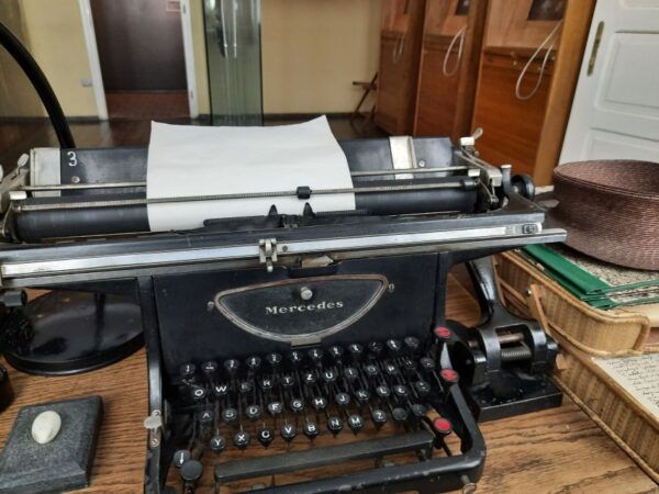 Krakow: Schindlers Factory Tour With Entrance Ticket - Accessibility and Pricing