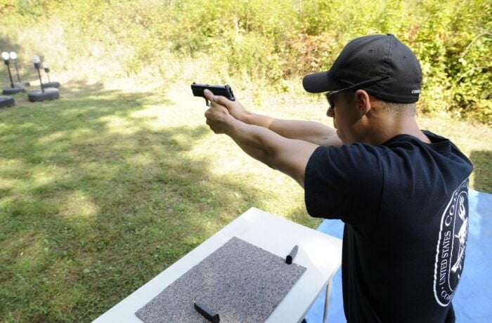 Krakow: Shooting Session - Who Will Love This Experience?
