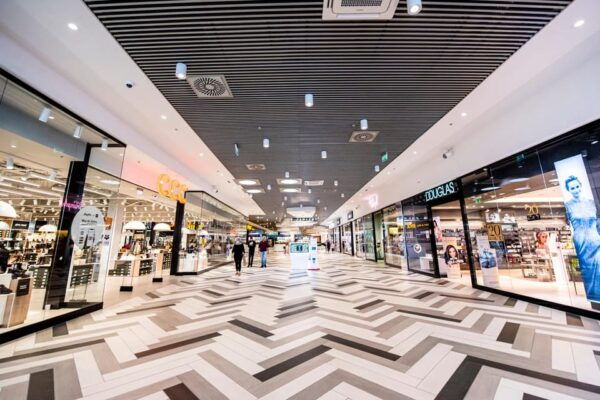 Kraków Shopping Malls & Outlets Tour With Private Transport - Experience Highlights