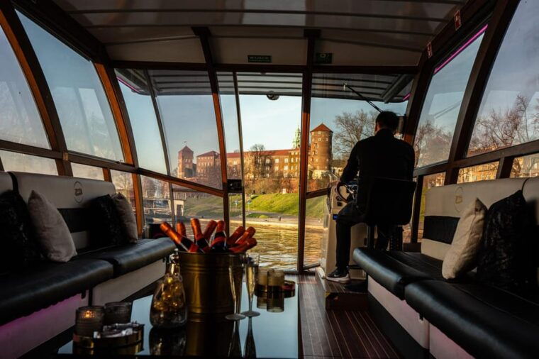 Krakow: Sightseeing Cruise on Vistula River with Audio Guide - Who Will Enjoy This Cruise?