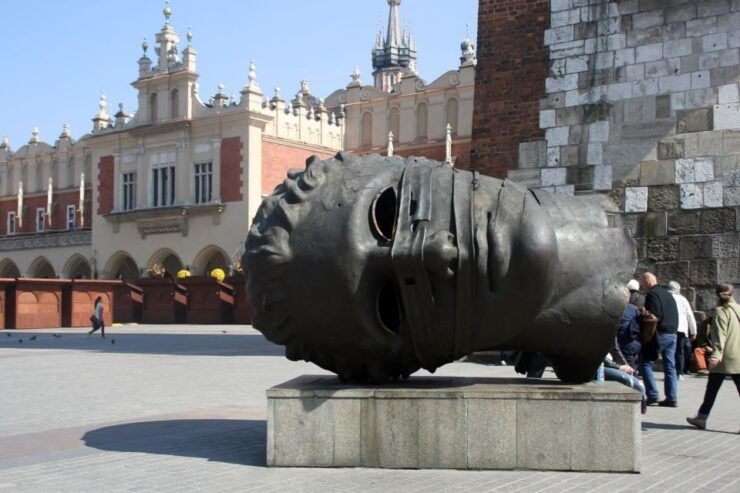Krakow: Skip-the-Line Rynek Underground Museum Guided Tour - Experience Highlights