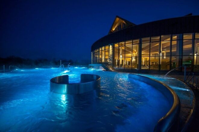 Krakow: Thermal Baths Evening Experience - Pickup and Transportation
