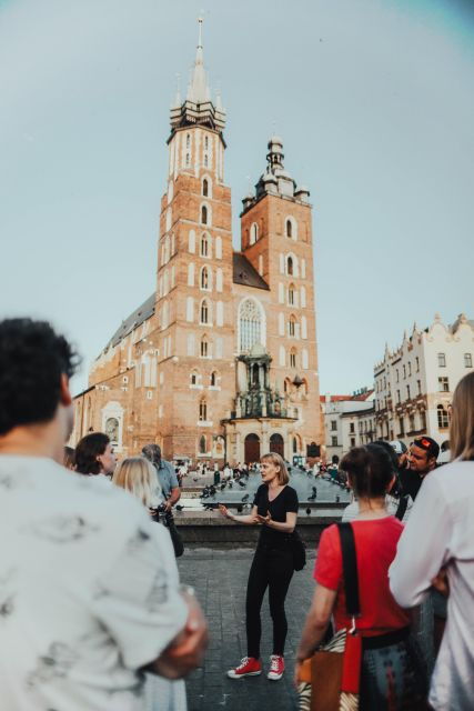Krakow: Tour Through the Old Town; Small Groups! - Visit St. Marien-Basilica and Wawel Castle