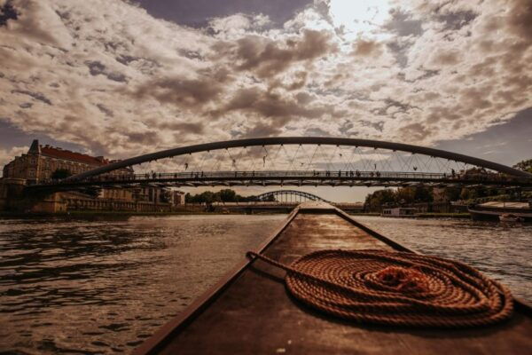 Krakow: Traditional Sightseeing Gondola on the Vistula River - Customer Ratings and Feedback