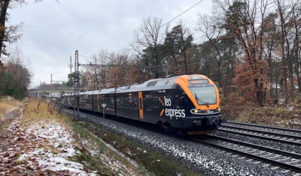Krakow: Train Ticket to Visit Oswiecim and Back - Getting to Oswiecim by Train
