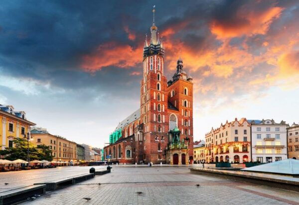 Krakow: Underground Museum and St. Marys Church Guided Tour - Frequently Asked Questions