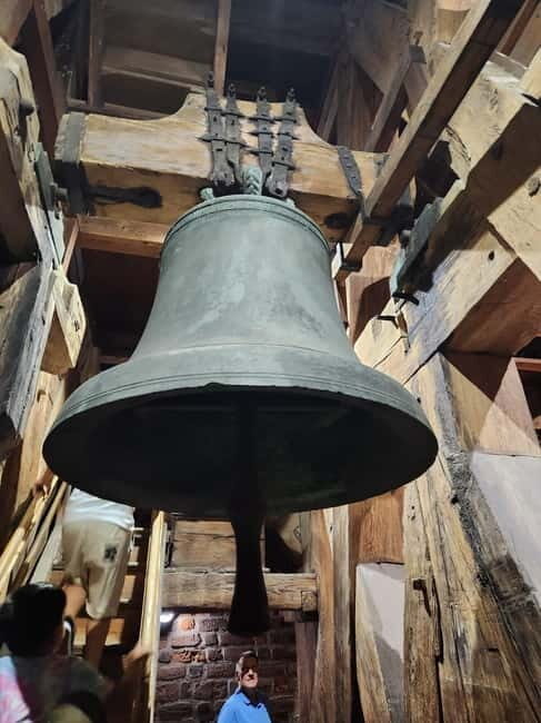 Krakow: Visit to Wawel Hill and the Cathedral - An In-Depth Look at the Wawel Hill and Cathedral Tour