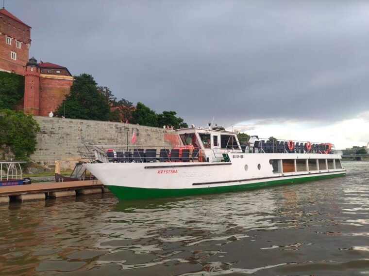 Krakow: Vistula River Cruise with Historical Views - The Guided Experience: Insightful but Not Overwhelming
