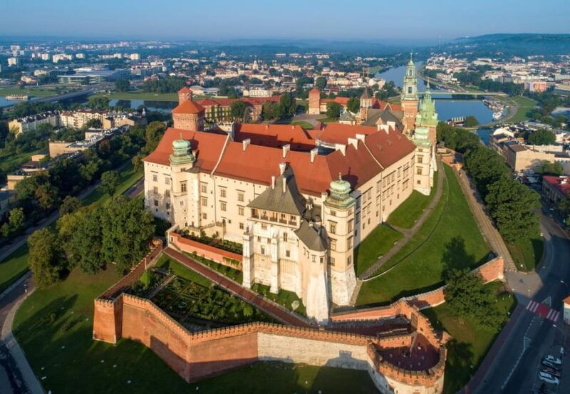 Krakow: Wawel Castle and Cathedral Guided Tour - Good To Know