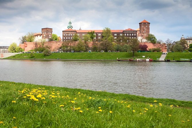 Krakow: Wawel Castle & Cathedral and Wieliczka Salt Mine Guided Tour With Lunch - Price and Booking Details