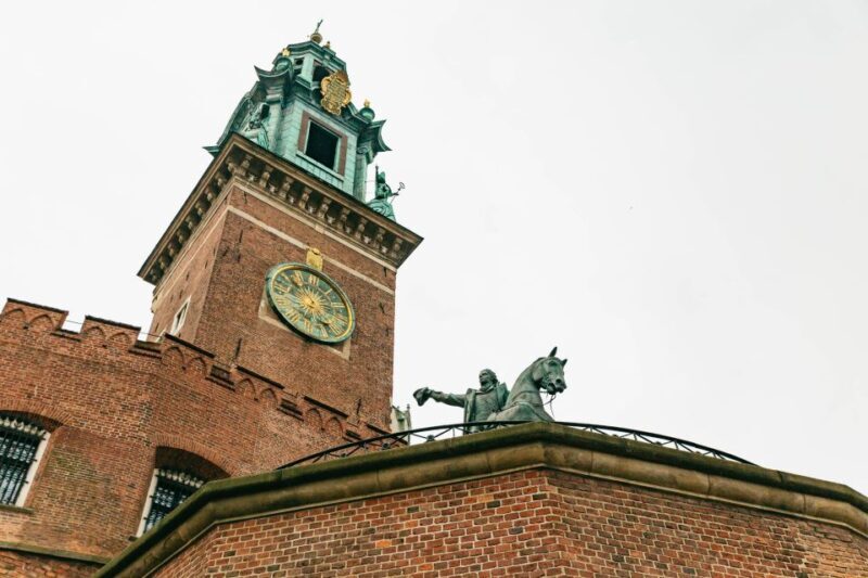 Krakow: Wawel Castle Guided Walking Tour - In-Depth Review of the Wawel Castle Guided Walking Tour