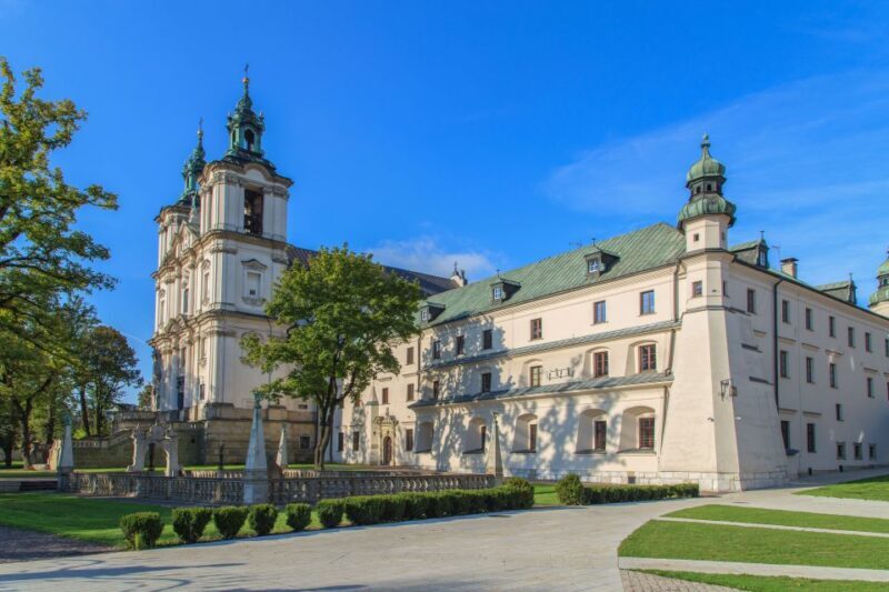 Krakow: Wawel Hill Audioguide Tour - Who Is This Tour Best For?