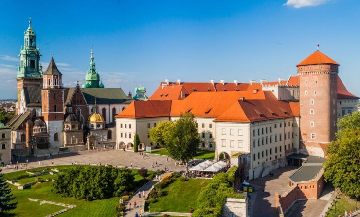 Krakow: Wawel Hill Audioguide Tour - Good To Know