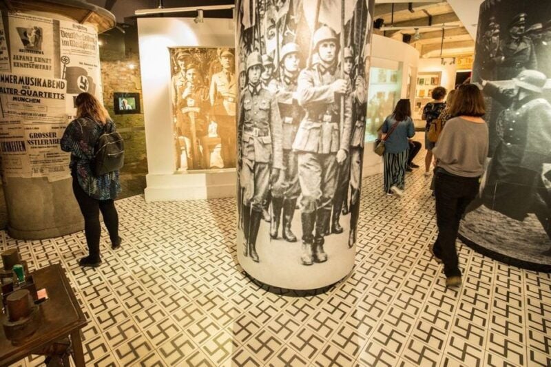 Krakow: Wawel, Underground, Schindler, Wieliczka, Auschwitz - Good To Know
