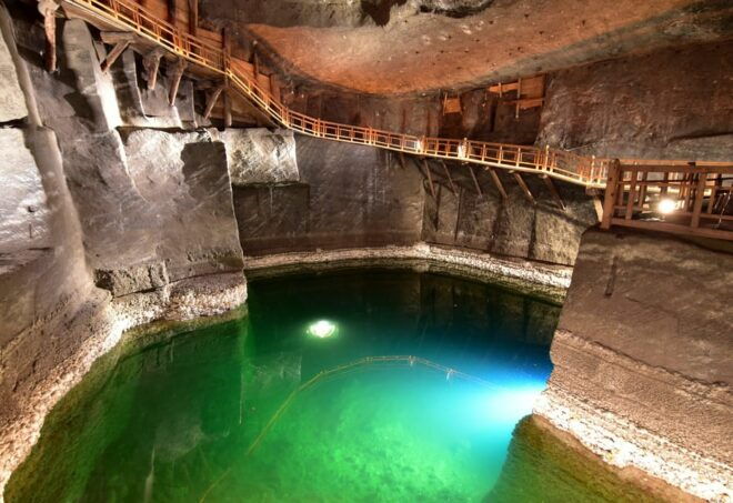 Krakow: Wieliczka Salt Mine and Auschwitz-Birkenau Tour - Exploring the Wieliczka Salt Mine