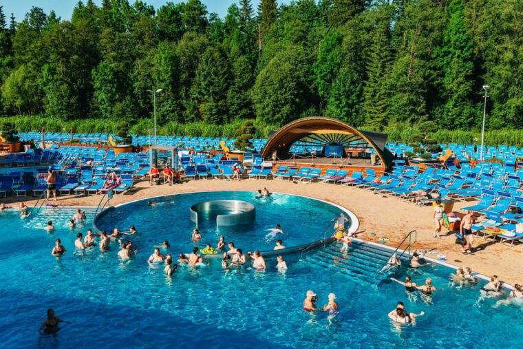 Krakow: Zakopane Tour with Thermal Baths, Cable Car & Pickup - What’s Included and What’s Not?