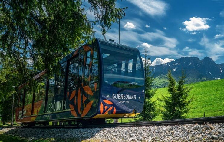 Krakow : ZakopaneChochołówThermal Springs One Day Tour - Cancellation and Booking Policy