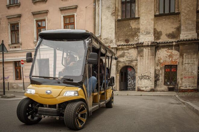 Krakows Kazimierz by Golf Cart & Schindlers Factory Tour - Exploring Kazimierz District