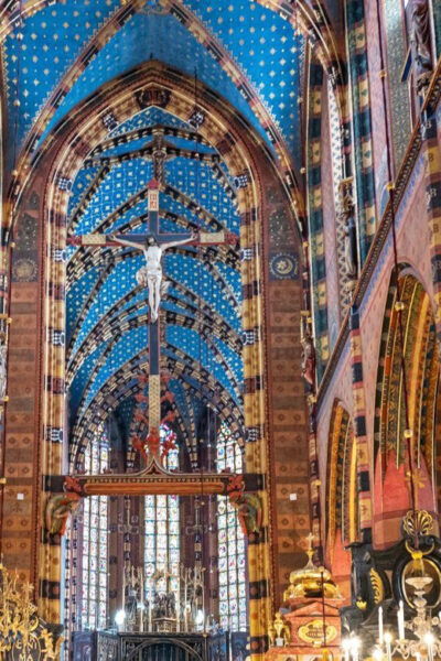 Krakow's Old Town, St. Mary's Basilica and Rynek Underground - Exploring St. Marys Basilica