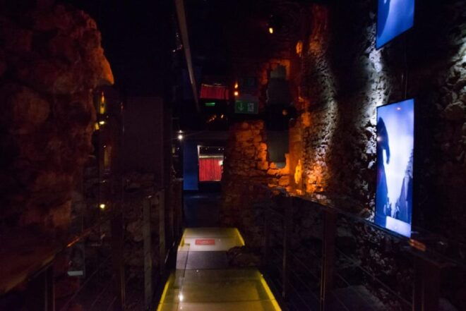 Krakows Rynek Underground Museum Tour With Ticket and Guide - Inclusions