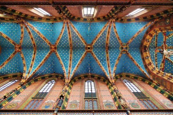 Krakows Wawel Cathedral, Old Town & City Basilica Tour - Architectural Masterpiece