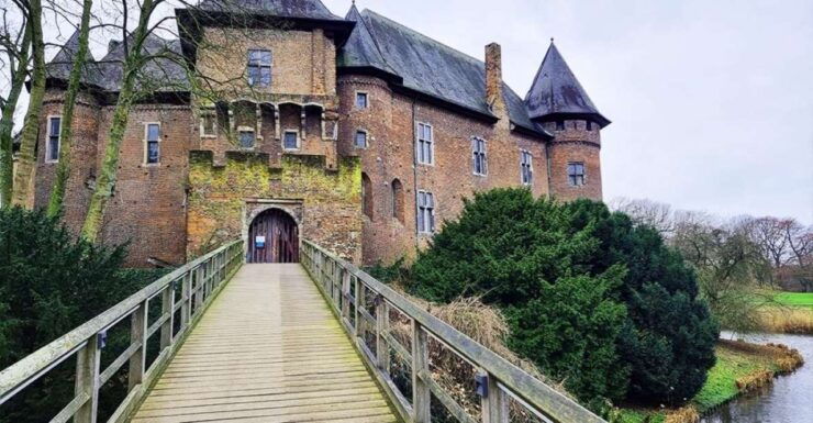 Krefeld-Linn: Smartphone City Game - Game Overview