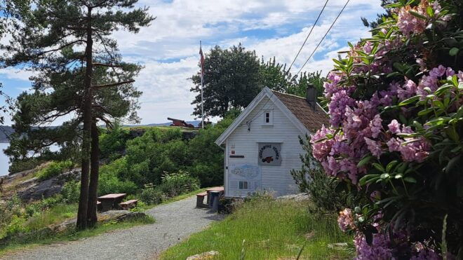 Kristiansand: Walking Tour on Ex-Military Island Odderøya - Itinerary