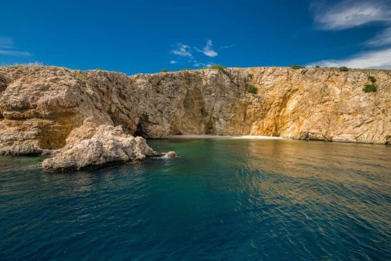 Krk: Golden Beach and Blue Cave Cruise with Welcome Drink - Discover the Magic of the Krk Golden Beach and Blue Cave Cruise
