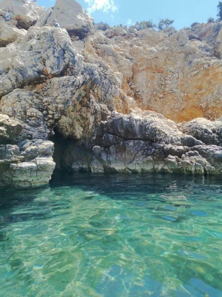 Krk: Krušija Bay, Blue Cave, and Golden Beach Boat Trip - Dining Options