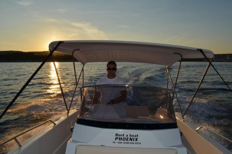 Krk: Rent a boat Atlantic 670 open 385kk - Watersports and Additional Equipment
