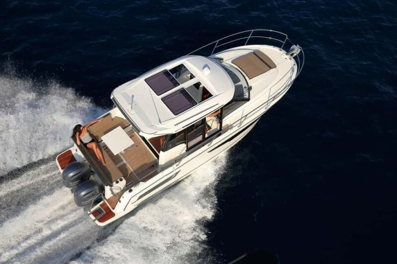 Krk: Rent a boat Merry Fisher 895 - Why Choose the Merry Fisher 895 for Your Croatian Sea Adventure?