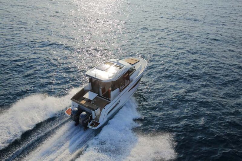 Krk: Rent a boat Merry Fisher 895 - Practical Details for Your Rental Day