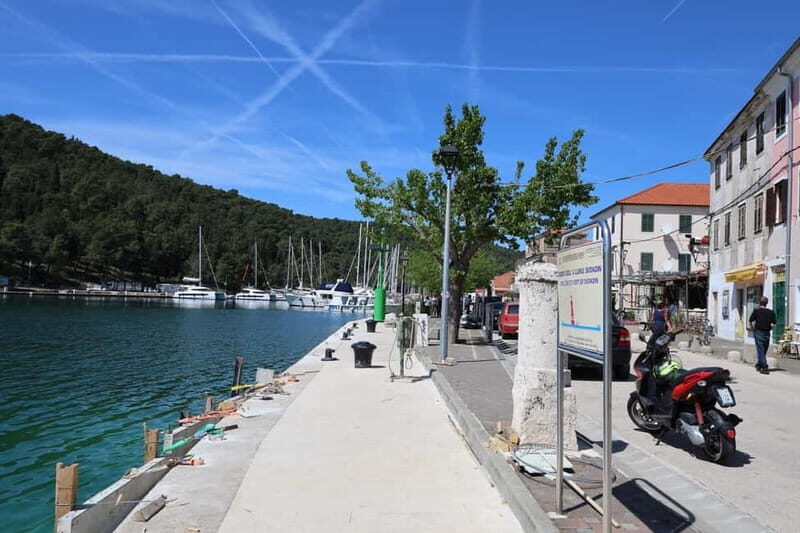 Krka Waterfalls: boat ride - An In-Depth Look at the Krka Waterfalls Boat Ride Tour