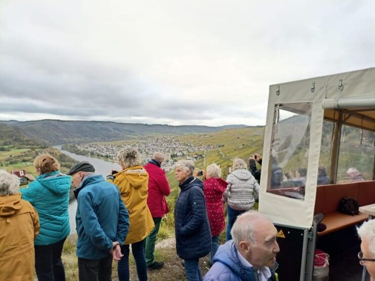 Kröv, Mosel: PLAN WAGON RIDE Through the Vineyards With Wine Tasting - Booking Your Wagon Ride