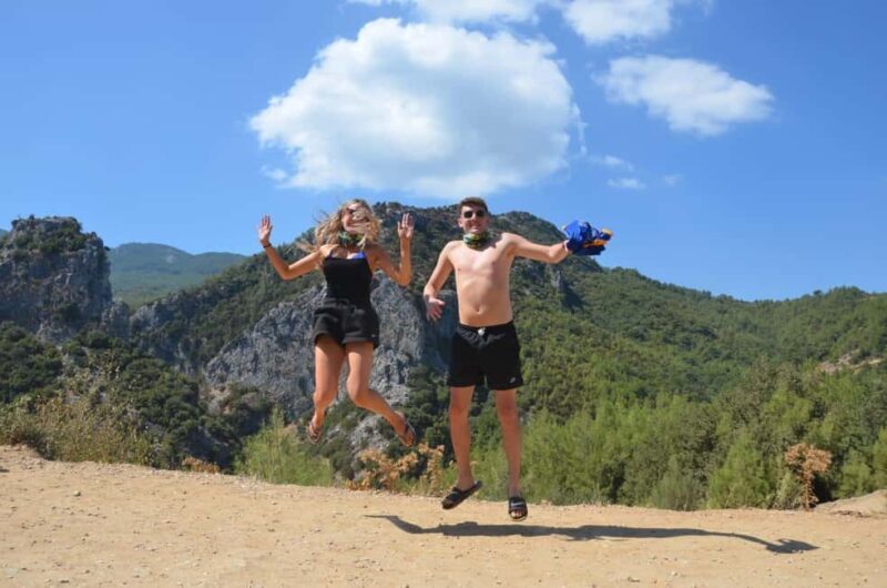 Kuadas: Thrill Meets Nature on a Jeep Safari Adventure - The Off-Road Ride: Bumps, Dust, and Bubbliness