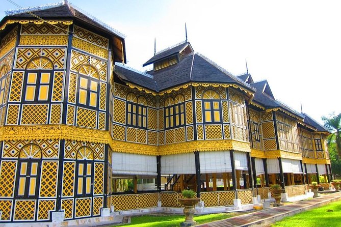 Kuala Kangsar & Lenggong Valley Day Tour From Kuala Lumpur - Lenggong Valley Exploration