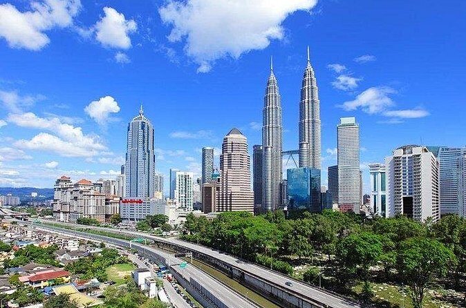 Kuala Lumpur Airport Departure Transfer - Who Is This Transfer Best For?