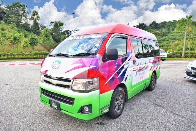 Kuala Lumpur: Airport Private Transfer by Car/Van - Comfortable and Air-Conditioned Transfers