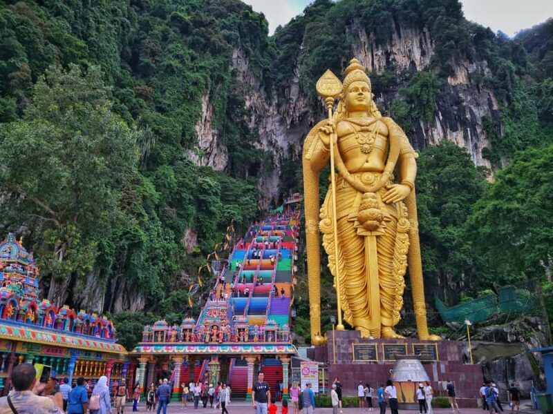 Kuala Lumpur: Batu Caves Sunset Tour with Banana Leaf Dinner - Exploring the Itinerary in Detail
