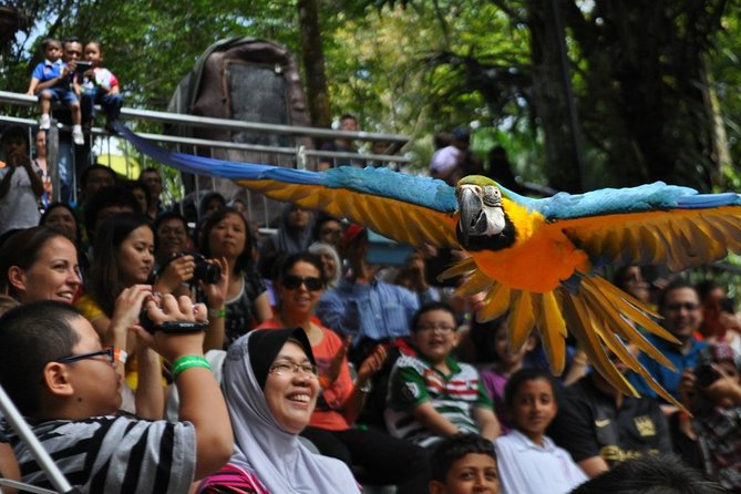 Kuala Lumpur Bird Park Admission Ticket With Private Pickup - Meeting Points Options